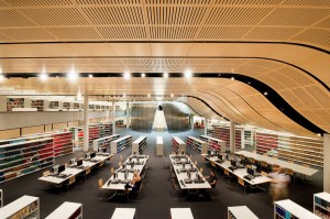 Sydney Law Library: chockerblock full of laws and non-law students